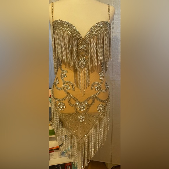 Birthday dress. Size S or M. Cup I think is 34 or 36 C/ D - Picture 8 of 9